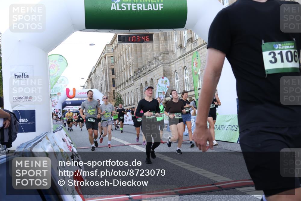 07.09.2025 - BARMER Alsterlauf Strokosch-Dieckow http://msf.ph/oto/8723079 07.09.2025 10:03:44 Ziel 2039, 2248, 2304, 2482, 2814, 2818, 2947, 3137, 3229, 3237, 3238, 3240, 4093, 4096, 4180, 4191, 4276, 4278, 4643, 4669, 4812, 4960, 4973, 5007, 5522, 8271, 8349, 8452 meine-sportfotos.de