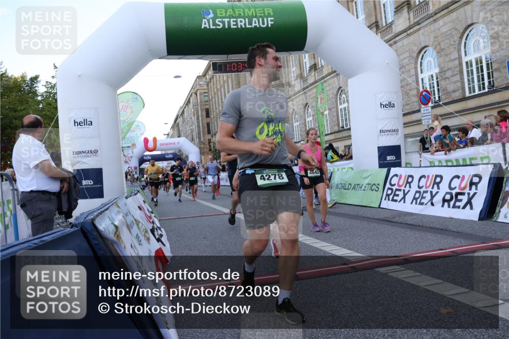 07.09.2025 - BARMER Alsterlauf Strokosch-Dieckow http://msf.ph/oto/8723089 07.09.2025 10:03:47 Ziel 2039, 2248, 2304, 2814, 2818, 2947, 3137, 3229, 3237, 3238, 3240, 4093, 4096, 4180, 4191, 4276, 4278, 4301, 4643, 4669, 4812, 4960, 4973, 5007, 5483, 5485, 5522, 5531, 8349, 8452 meine-sportfotos.de