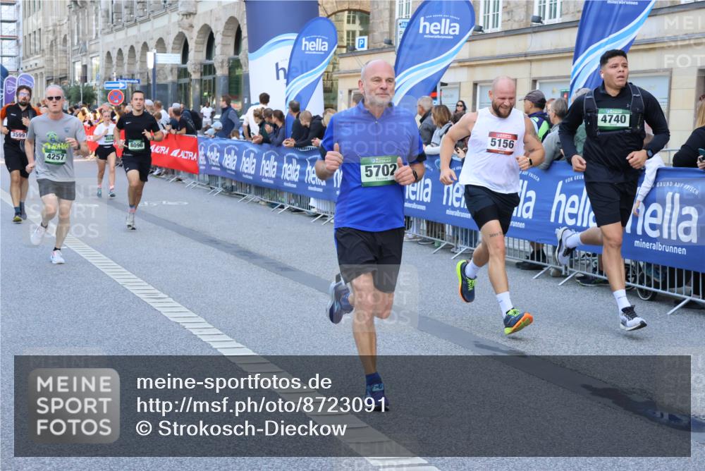 07.09.2025 - BARMER Alsterlauf Strokosch-Dieckow http://msf.ph/oto/8723091 07.09.2025 09:52:55 Ziel 2028, 2173, 2229, 2365, 2454, 2896, 3657, 4078, 4460, 4504, 4889, 5002, 5015, 5164, 5165, 5218, 5654, 5686, 5701, 5742, 5908, 5968, 6010, 8231, 8302 meine-sportfotos.de