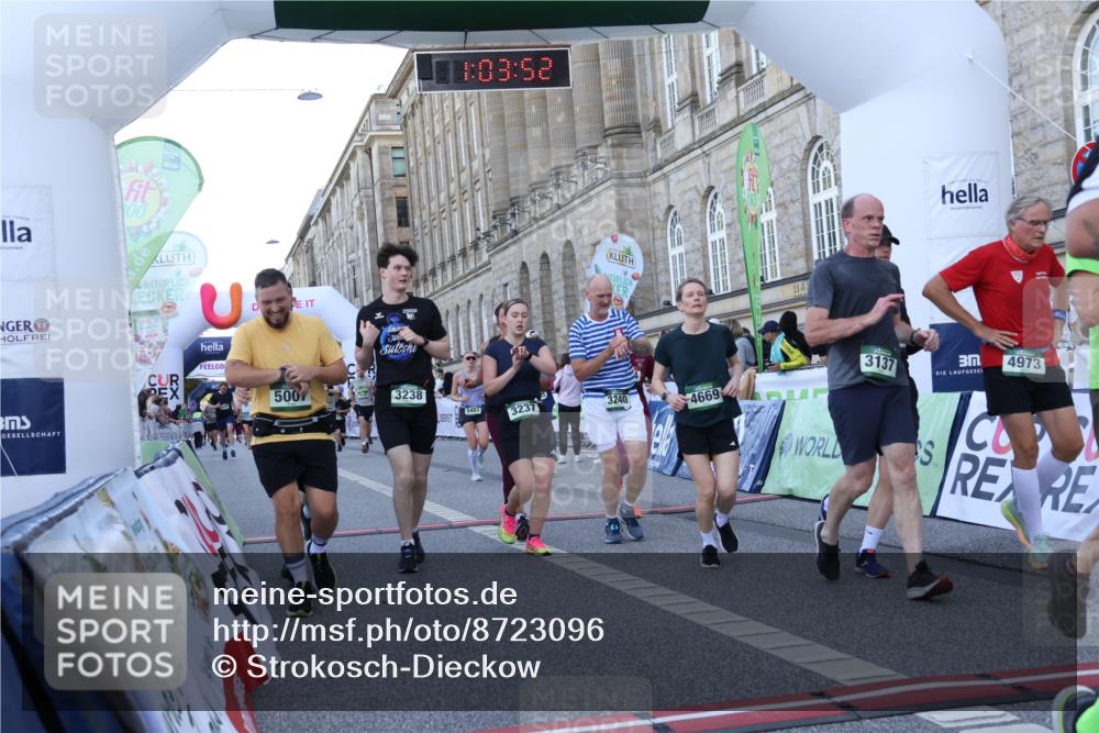 07.09.2025 - BARMER Alsterlauf Strokosch-Dieckow http://msf.ph/oto/8723096 07.09.2025 10:03:50 Ziel 2039, 2248, 2304, 2814, 2818, 3137, 3229, 3237, 3238, 3240, 4093, 4180, 4191, 4276, 4278, 4292, 4301, 4643, 4669, 4973, 5007, 5039, 5483, 5485, 5531, 5554, 5733, 6041, 8386 meine-sportfotos.de