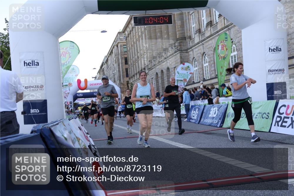 07.09.2025 - BARMER Alsterlauf Strokosch-Dieckow http://msf.ph/oto/8723119 07.09.2025 10:04:02 Ziel 2061, 2092, 2370, 2371, 2459, 2506, 3073, 3104, 3941, 3978, 4451, 5554, 5695, 5736, 5771, 5856, 6041, 6280, 8160, 8172, 8177 meine-sportfotos.de