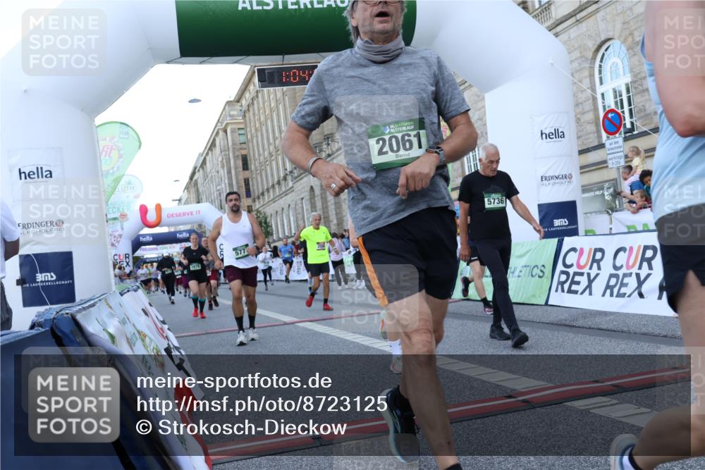 07.09.2025 - BARMER Alsterlauf Strokosch-Dieckow http://msf.ph/oto/8723125 07.09.2025 10:04:04 Ziel 2061, 2092, 2370, 2371, 2455, 2459, 2506, 3073, 3095, 3104, 3233, 3288, 3941, 3978, 4117, 4451, 5320, 5695, 5736, 5771, 8160, 8172, 8177, 8216 meine-sportfotos.de