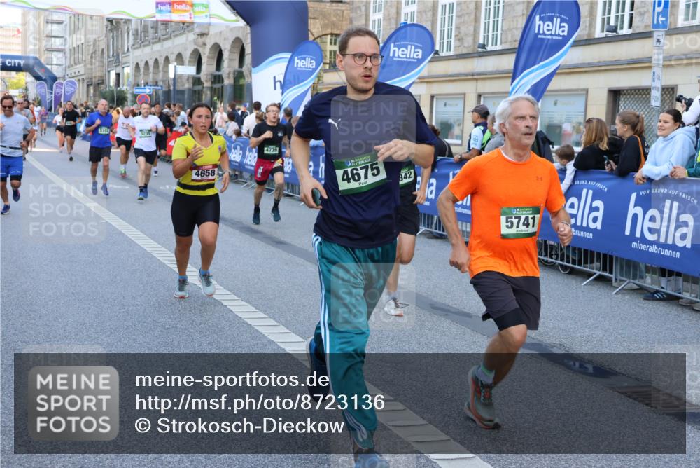 07.09.2025 - BARMER Alsterlauf Strokosch-Dieckow http://msf.ph/oto/8723136 07.09.2025 09:52:51 Ziel 2173, 2454, 2501, 2896, 3657, 4078, 4460, 4504, 4799, 4889, 5002, 5015, 5164, 5165, 5654, 5701, 5742, 5908, 5968, 8231, 8302 meine-sportfotos.de