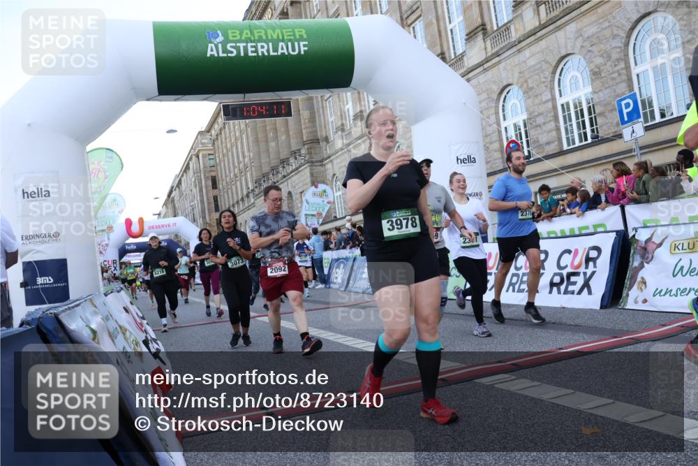 07.09.2025 - BARMER Alsterlauf Strokosch-Dieckow http://msf.ph/oto/8723140 07.09.2025 10:04:09 Ziel 2045, 2046, 2092, 2107, 2306, 2326, 2370, 2371, 2455, 2459, 2506, 3073, 3095, 3233, 3288, 3610, 3809, 3832, 3962, 3978, 4117, 4323, 4662, 5225, 5320, 5695, 5771, 5800, 6002, 6153, 8172, 8177, 8216 meine-sportfotos.de