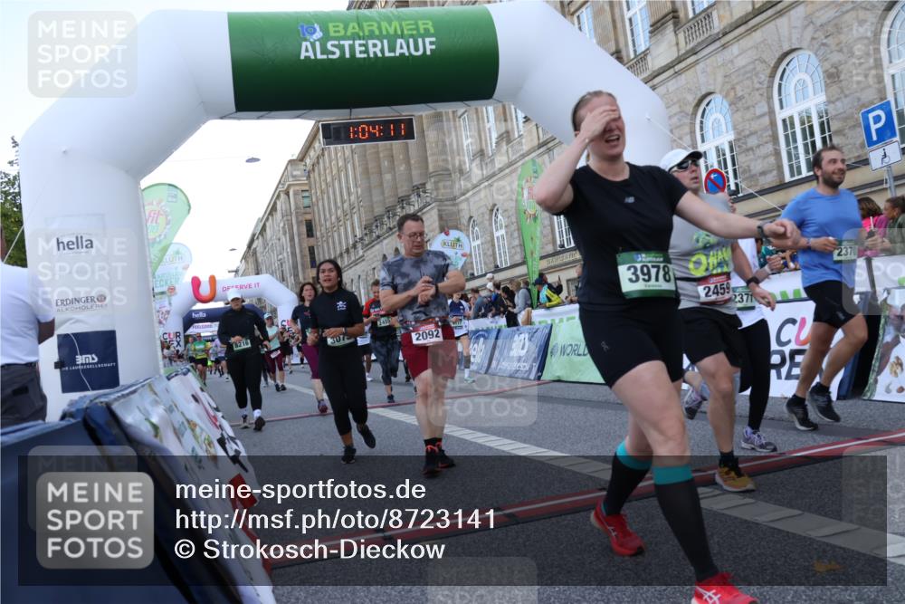 07.09.2025 - BARMER Alsterlauf Strokosch-Dieckow http://msf.ph/oto/8723141 07.09.2025 10:04:09 Ziel 2045, 2046, 2092, 2107, 2306, 2326, 2370, 2371, 2455, 2459, 2506, 3073, 3095, 3233, 3288, 3610, 3809, 3832, 3962, 3978, 4117, 4323, 4662, 5225, 5320, 5695, 5771, 5800, 6002, 6153, 8172, 8177, 8216 meine-sportfotos.de