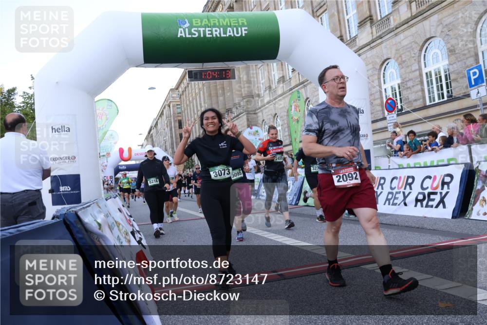 07.09.2025 - BARMER Alsterlauf Strokosch-Dieckow http://msf.ph/oto/8723147 07.09.2025 10:04:11 Ziel 2045, 2046, 2092, 2107, 2306, 2326, 2370, 2371, 2455, 2459, 2506, 3010, 3073, 3095, 3233, 3288, 3352, 3610, 3809, 3832, 3962, 3978, 4074, 4117, 4323, 4662, 4779, 4822, 4905, 5162, 5225, 5320, 5695, 5800, 6002, 6153, 6279, 8172, 8216 meine-sportfotos.de