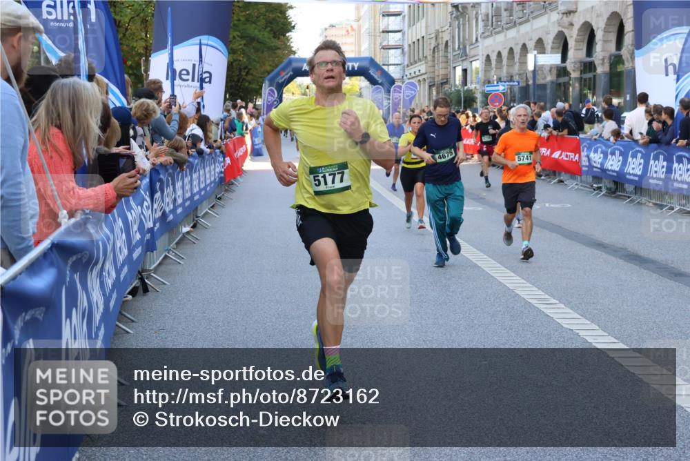 07.09.2025 - BARMER Alsterlauf Strokosch-Dieckow http://msf.ph/oto/8723162 07.09.2025 09:52:48 Ziel 2146, 2494, 2501, 2896, 3657, 4460, 4504, 4799, 5015, 5164, 5165, 5654, 5869, 5908, 5968, 8231, 8302 meine-sportfotos.de
