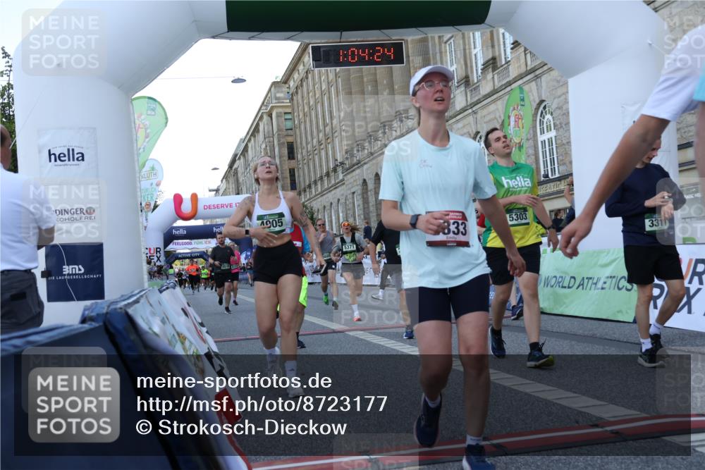 07.09.2025 - BARMER Alsterlauf Strokosch-Dieckow http://msf.ph/oto/8723177 07.09.2025 10:04:22 Ziel 2130, 2644, 2652, 2709, 3010, 3272, 3310, 3311, 3352, 3519, 3719, 4074, 4333, 4779, 4822, 4868, 4905, 5162, 5303, 5371, 5689, 5938, 6123, 6279 meine-sportfotos.de