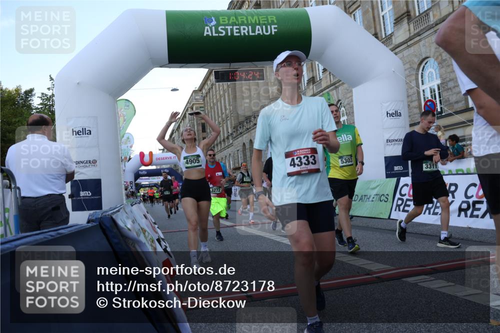 07.09.2025 - BARMER Alsterlauf Strokosch-Dieckow http://msf.ph/oto/8723178 07.09.2025 10:04:22 Ziel 2130, 2644, 2652, 2709, 3010, 3272, 3310, 3311, 3352, 3519, 3719, 4074, 4333, 4779, 4822, 4868, 4905, 5162, 5303, 5371, 5689, 5938, 6123, 6279 meine-sportfotos.de