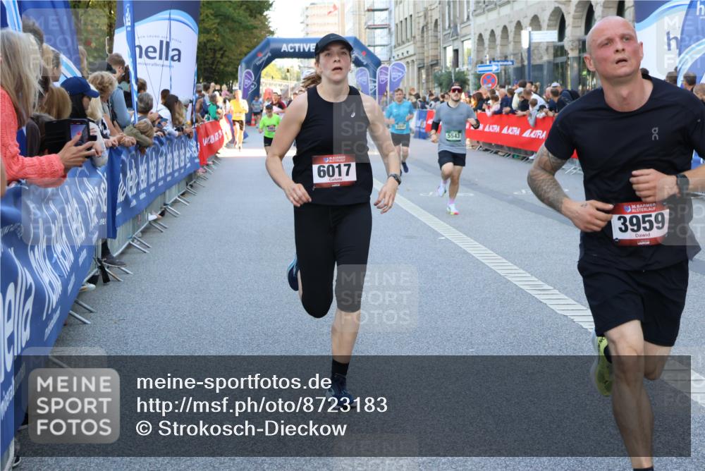 07.09.2025 - BARMER Alsterlauf Strokosch-Dieckow http://msf.ph/oto/8723183 07.09.2025 09:52:39 Ziel 2146, 2494, 2501, 2562, 2894, 4257, 4546, 4604, 4740, 4799, 4882, 5015, 5020, 5156, 5869, 5908, 6218, 6222, 8096, 8267 meine-sportfotos.de