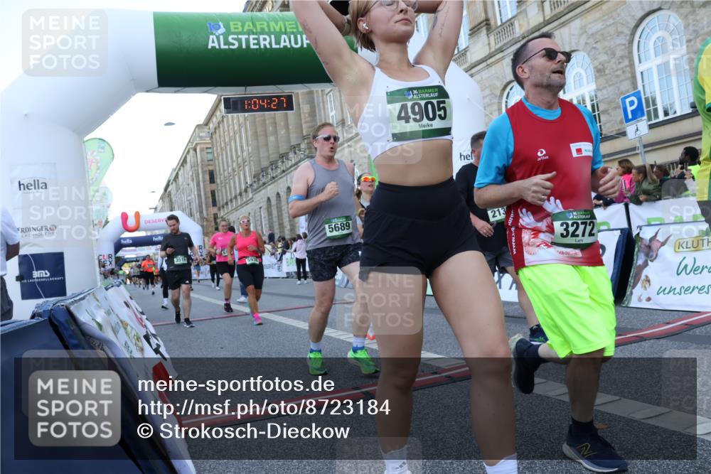 07.09.2025 - BARMER Alsterlauf Strokosch-Dieckow http://msf.ph/oto/8723184 07.09.2025 10:04:25 Ziel 2130, 2644, 2652, 2709, 3272, 3310, 3311, 3519, 3745, 3946, 4333, 4868, 5303, 5371, 5689, 5938, 6123, 8041 meine-sportfotos.de
