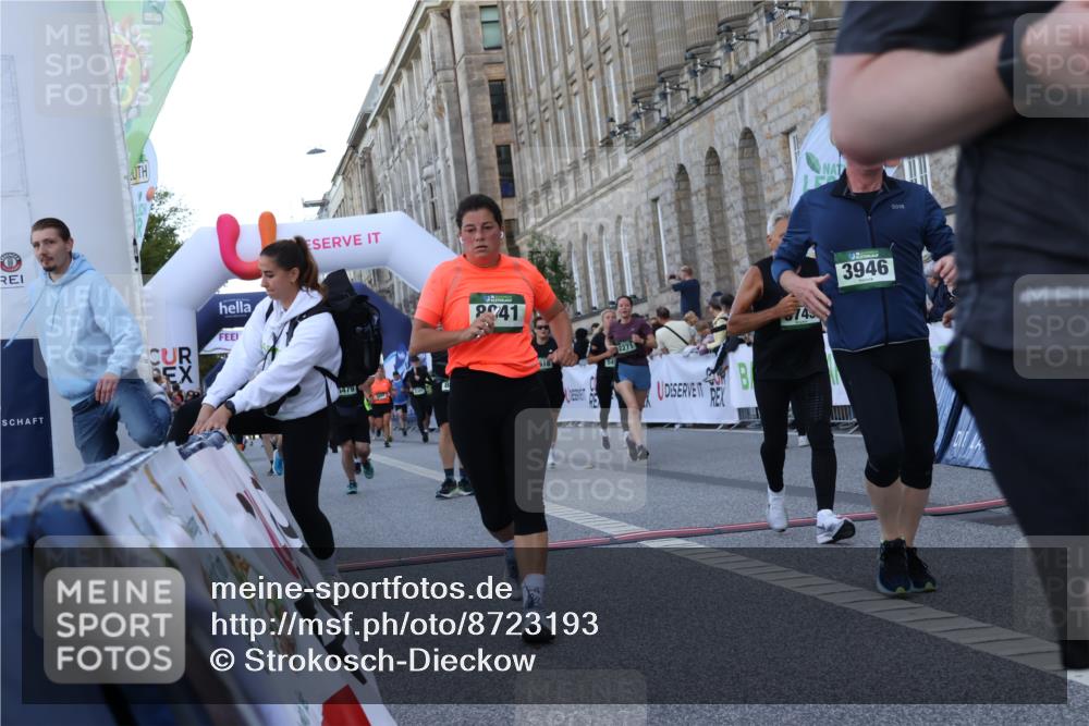 07.09.2025 - BARMER Alsterlauf Strokosch-Dieckow http://msf.ph/oto/8723193 07.09.2025 10:04:30 Ziel 2271, 2364, 2620, 2702, 2709, 3519, 3745, 3918, 3946, 4461, 5479, 5497, 5645, 5938, 6123, 6205, 8041, 8301, 8306 meine-sportfotos.de