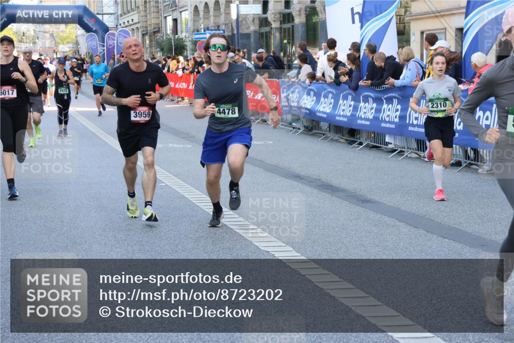 07.09.2025 - BARMER Alsterlauf Strokosch-Dieckow http://msf.ph/oto/8723202 07.09.2025 09:52:37 Ziel 2146, 2494, 2501, 2562, 2894, 3599, 4257, 4546, 4604, 4739, 4740, 4799, 4882, 5020, 5156, 5205, 5869, 5908, 6218, 6222, 8096, 8267 meine-sportfotos.de