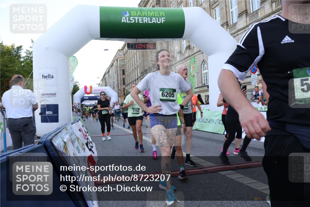 07.09.2025 - BARMER Alsterlauf Strokosch-Dieckow http://msf.ph/oto/8723207 07.09.2025 10:04:39 Ziel 2259, 2271, 2364, 2511, 2620, 2708, 2859, 2956, 2986, 3006, 3436, 3764, 3765, 3766, 4392, 4461, 5479, 5497, 5645, 5659, 5753, 5923, 5984, 6005, 6007, 6031, 8183, 8213, 8301, 8306, 8434 meine-sportfotos.de
