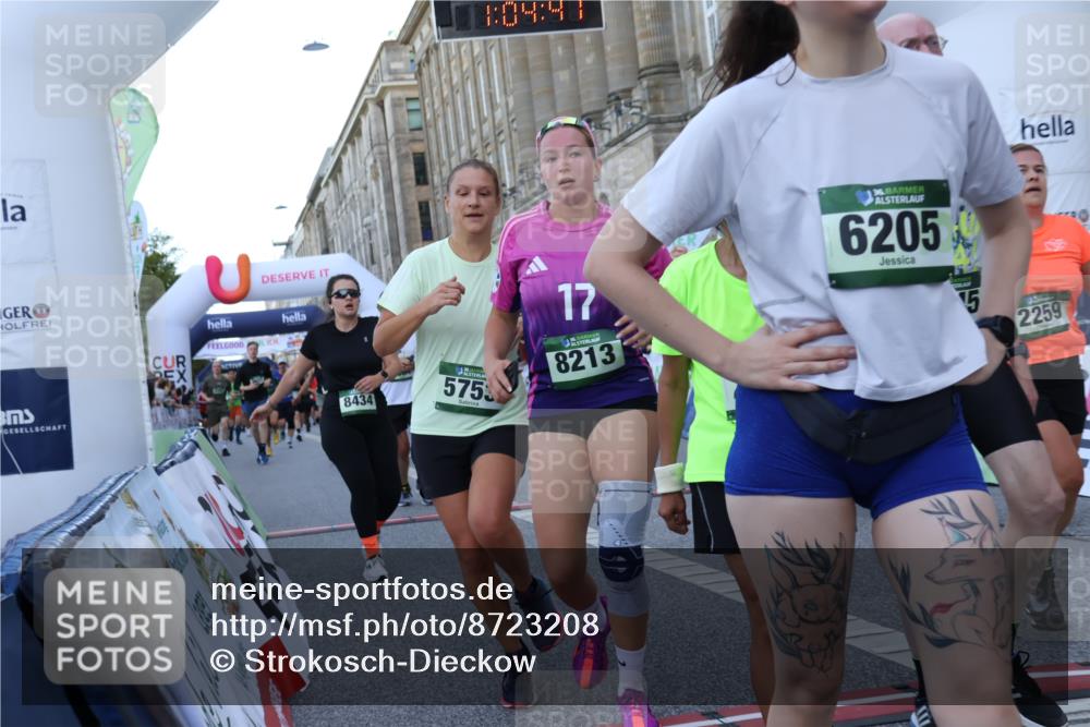 07.09.2025 - BARMER Alsterlauf Strokosch-Dieckow http://msf.ph/oto/8723208 07.09.2025 10:04:39 Ziel 2259, 2271, 2364, 2511, 2620, 2708, 2859, 2956, 2986, 3006, 3436, 3764, 3765, 3766, 4392, 4461, 5479, 5497, 5645, 5659, 5753, 5923, 5984, 6005, 6007, 6031, 8183, 8213, 8301, 8306, 8434 meine-sportfotos.de