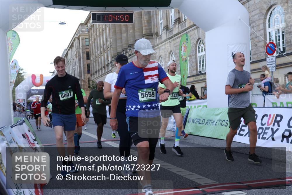 07.09.2025 - BARMER Alsterlauf Strokosch-Dieckow http://msf.ph/oto/8723227 07.09.2025 10:04:49 Ziel 2103, 2112, 2118, 2477, 2700, 2701, 2708, 2859, 2986, 3027, 3281, 3420, 3423, 4392, 4766, 4876, 4877, 5111, 5112, 5236, 5659, 5923, 6005, 6007, 6115, 6296, 8027, 8166, 8179, 8180, 8288, 8359, 8443 meine-sportfotos.de