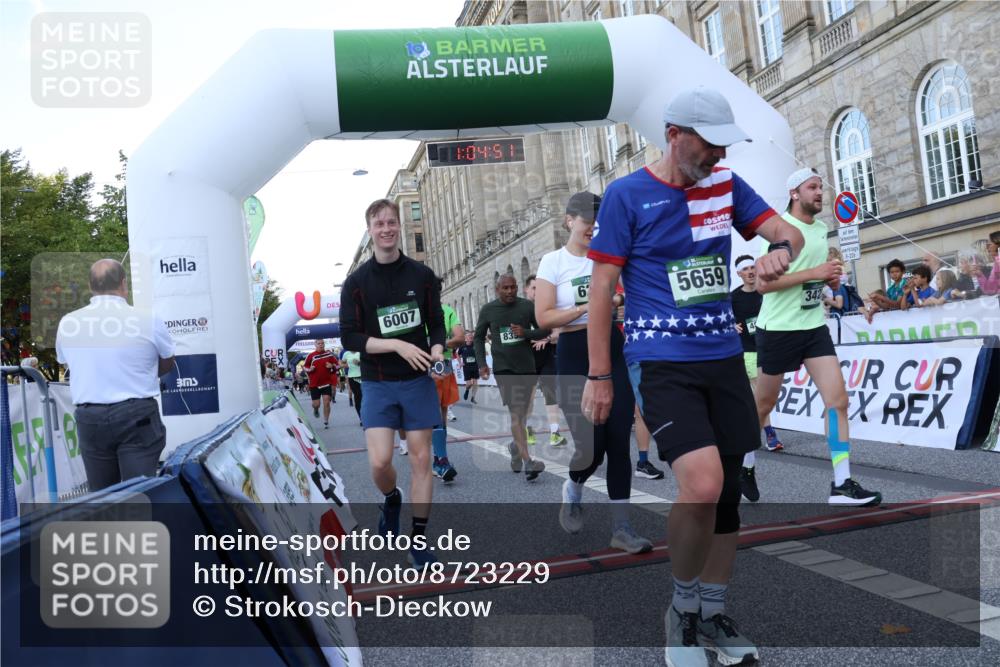 07.09.2025 - BARMER Alsterlauf Strokosch-Dieckow http://msf.ph/oto/8723229 07.09.2025 10:04:49 Ziel 2103, 2112, 2118, 2477, 2700, 2701, 2708, 2859, 2986, 3027, 3281, 3420, 3423, 4392, 4766, 4876, 4877, 5111, 5112, 5236, 5659, 5923, 6005, 6007, 6115, 6296, 8027, 8166, 8179, 8180, 8288, 8359, 8443 meine-sportfotos.de