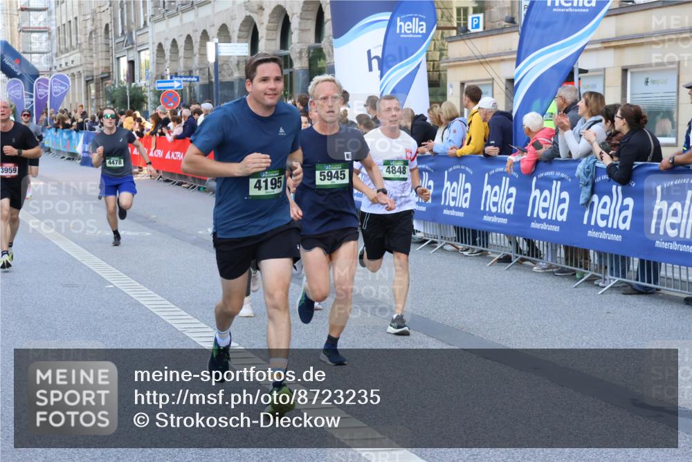 07.09.2025 - BARMER Alsterlauf Strokosch-Dieckow http://msf.ph/oto/8723235 07.09.2025 09:52:35 Ziel 2146, 2494, 2501, 2562, 2894, 3599, 4257, 4546, 4604, 4739, 4740, 4799, 4882, 5020, 5156, 5205, 5869, 5908, 6218, 6222, 8096, 8267 meine-sportfotos.de
