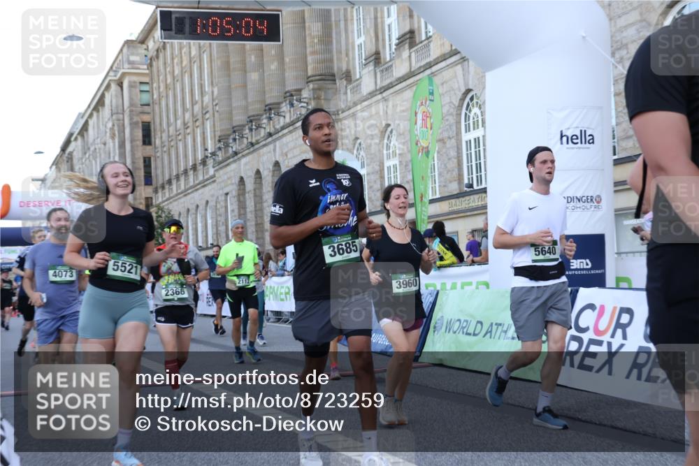 07.09.2025 - BARMER Alsterlauf Strokosch-Dieckow http://msf.ph/oto/8723259 07.09.2025 10:05:02 Ziel 2065, 2113, 2139, 2333, 2366, 2600, 2643, 2831, 2833, 2981, 3172, 3173, 3261, 3685, 3913, 3960, 4073, 4347, 4372, 4666, 4697, 4728, 4730, 4733, 4910, 5379, 5521, 5612, 5618, 5640, 5683, 5684, 5844, 6214, 6259, 6265 meine-sportfotos.de