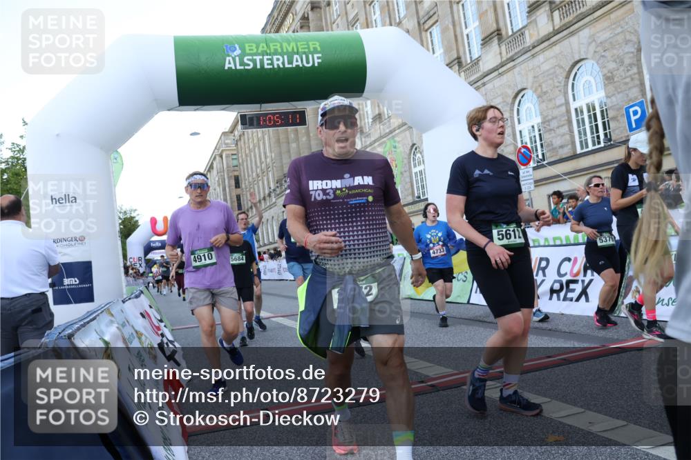 07.09.2025 - BARMER Alsterlauf Strokosch-Dieckow http://msf.ph/oto/8723279 07.09.2025 10:05:09 Ziel 2065, 2113, 2139, 2280, 2333, 2436, 2515, 2551, 2643, 2945, 3172, 3173, 3261, 3850, 3913, 3938, 3954, 4251, 4372, 4648, 4666, 4728, 4730, 4733, 4910, 5379, 5612, 5683, 5684, 5844, 6214, 6265, 6336, 8206, 8243 meine-sportfotos.de