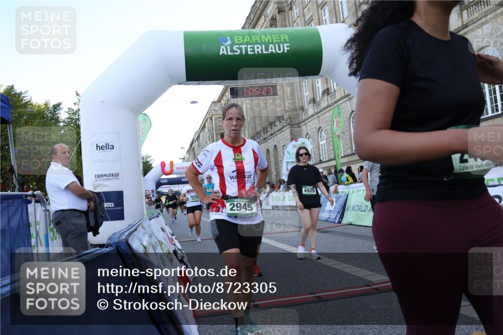 07.09.2025 - BARMER Alsterlauf Strokosch-Dieckow http://msf.ph/oto/8723305 07.09.2025 10:05:21 Ziel 2021, 2169, 2515, 2945, 3507, 3954, 4817, 4929, 5407, 5559, 5577, 5578, 5855, 5998, 6019, 8019, 8243 meine-sportfotos.de