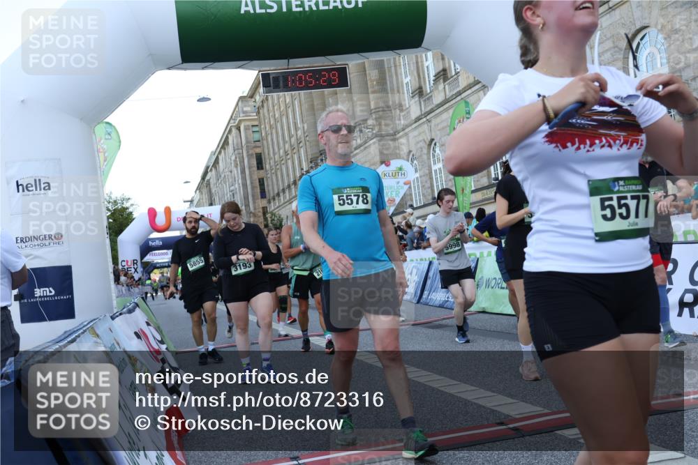 07.09.2025 - BARMER Alsterlauf Strokosch-Dieckow http://msf.ph/oto/8723316 07.09.2025 10:05:28 Ziel 2120, 2169, 2975, 3245, 3507, 3624, 3815, 3822, 4513, 4517, 4717, 4817, 5137, 5407, 5559, 5578, 5815, 5855, 5998, 6019, 6117, 8444, 8457 meine-sportfotos.de