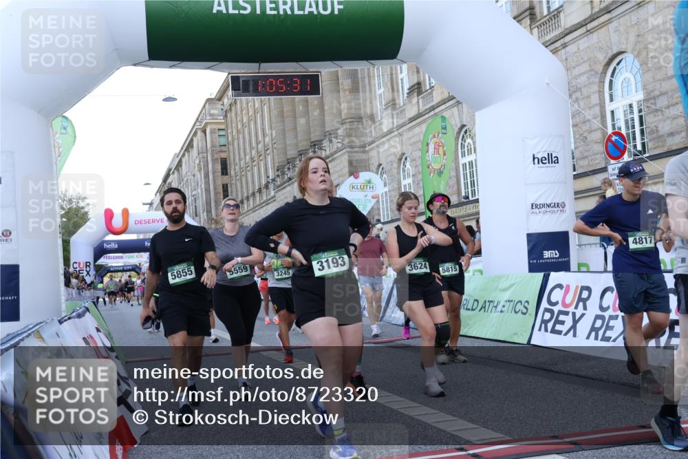 07.09.2025 - BARMER Alsterlauf Strokosch-Dieckow http://msf.ph/oto/8723320 07.09.2025 10:05:30 Ziel 2120, 2169, 2682, 2975, 3245, 3507, 3624, 3815, 3822, 4513, 4517, 4717, 4817, 5137, 5408, 5559, 5815, 5855, 5998, 6019, 6022, 6117, 8444, 8457 meine-sportfotos.de