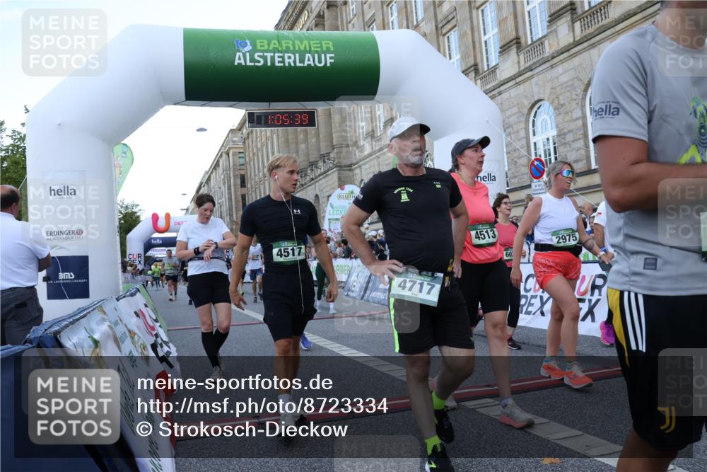 07.09.2025 - BARMER Alsterlauf Strokosch-Dieckow http://msf.ph/oto/8723334 07.09.2025 10:05:37 Ziel 2120, 2504, 2682, 2975, 3187, 3527, 3594, 3671, 3815, 3870, 4035, 4440, 4513, 4517, 4717, 4932, 5137, 5299, 5408, 5719, 6022 meine-sportfotos.de