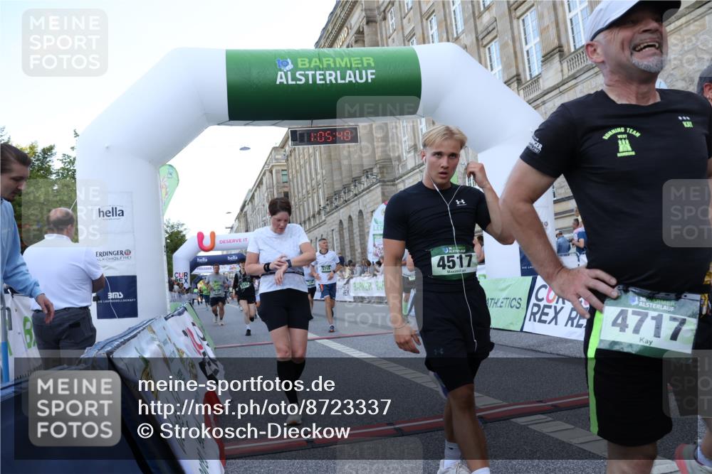 07.09.2025 - BARMER Alsterlauf Strokosch-Dieckow http://msf.ph/oto/8723337 07.09.2025 10:05:38 Ziel 2359, 2504, 2682, 2768, 3187, 3527, 3594, 3671, 3815, 3870, 4035, 4440, 4642, 4717, 4932, 5137, 5299, 5408, 5719, 6022 meine-sportfotos.de