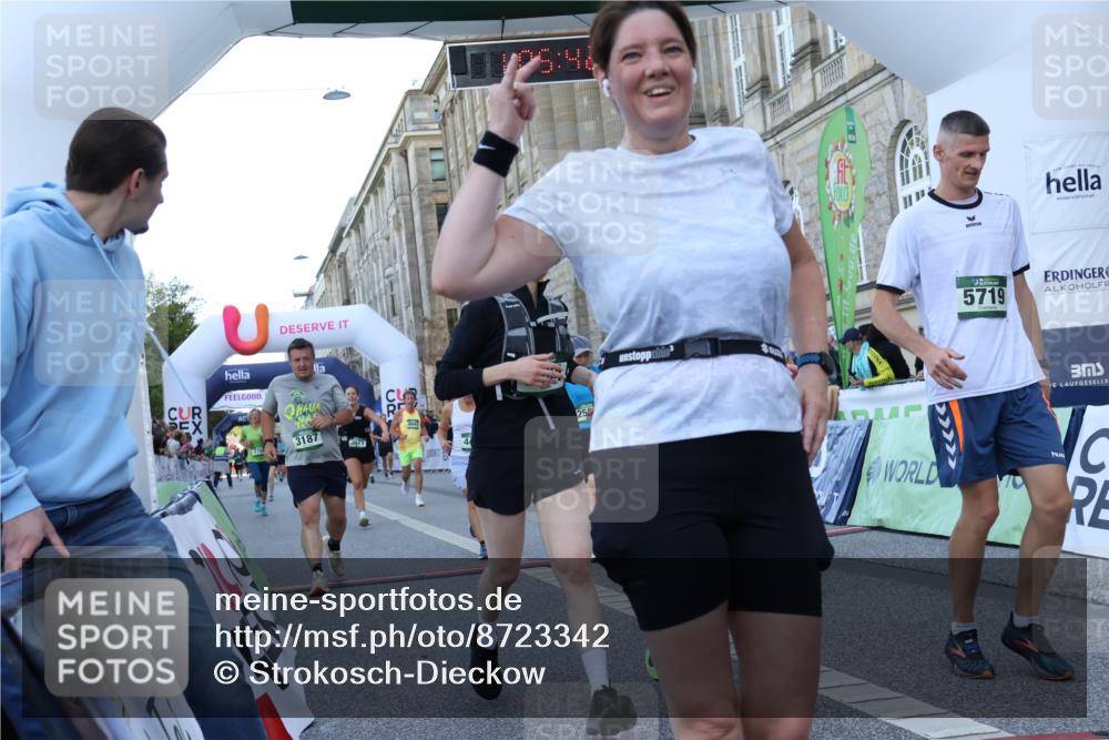 07.09.2025 - BARMER Alsterlauf Strokosch-Dieckow http://msf.ph/oto/8723342 07.09.2025 10:05:41 Ziel 2030, 2359, 2504, 2682, 2753, 2768, 3187, 3527, 3594, 3671, 3870, 4035, 4440, 4642, 4923, 4932, 5299, 5408, 5719, 5937, 6022, 6213 meine-sportfotos.de
