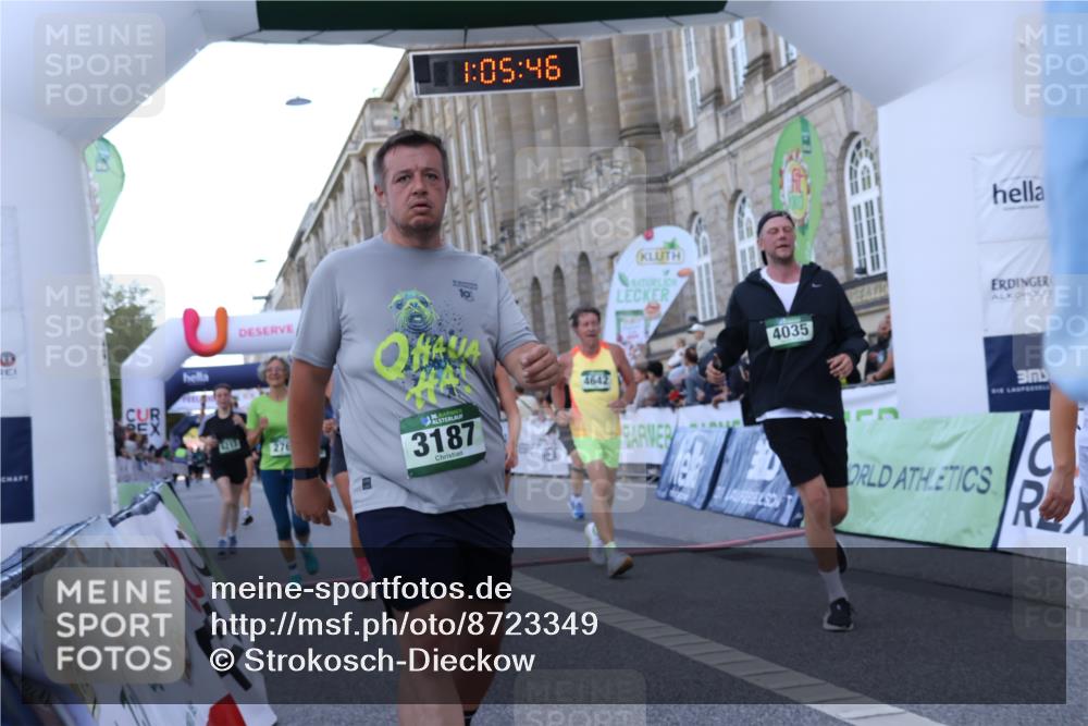 07.09.2025 - BARMER Alsterlauf Strokosch-Dieckow http://msf.ph/oto/8723349 07.09.2025 10:05:45 Ziel 2030, 2359, 2504, 2753, 2768, 3114, 3187, 3671, 3870, 4035, 4440, 4642, 4923, 5299, 5346, 5937, 6213, 8056, 8346 meine-sportfotos.de