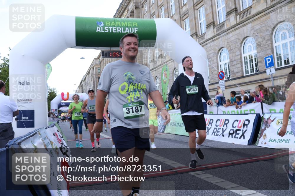 07.09.2025 - BARMER Alsterlauf Strokosch-Dieckow http://msf.ph/oto/8723351 07.09.2025 10:05:45 Ziel 2030, 2359, 2504, 2753, 2768, 3114, 3187, 3671, 3870, 4035, 4440, 4642, 4923, 5299, 5346, 5937, 6213, 8056, 8346 meine-sportfotos.de