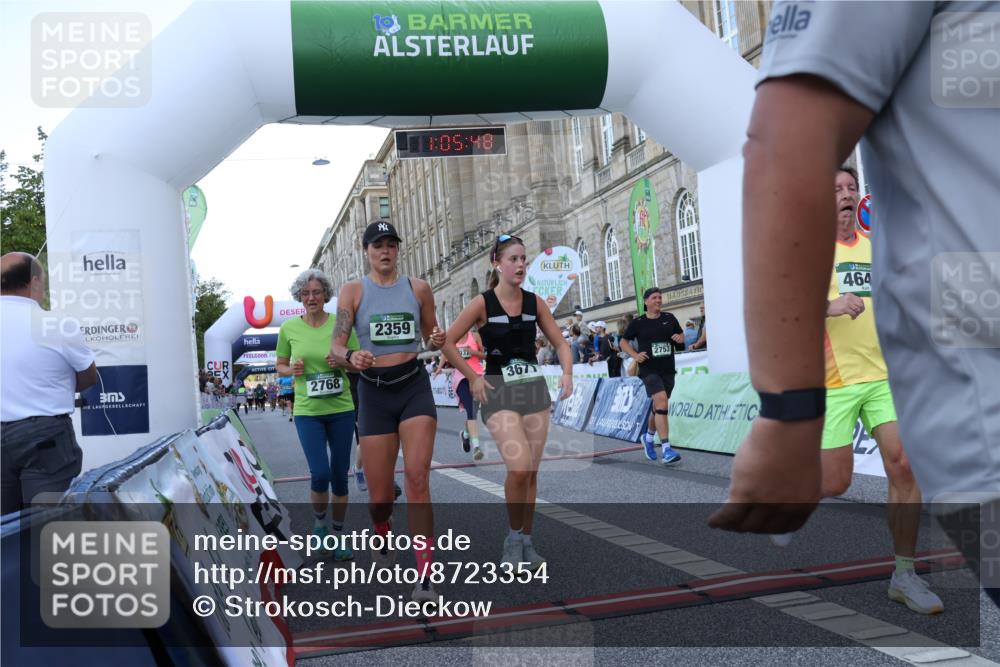 07.09.2025 - BARMER Alsterlauf Strokosch-Dieckow http://msf.ph/oto/8723354 07.09.2025 10:05:47 Ziel 2018, 2030, 2359, 2753, 2768, 2884, 3114, 3671, 4035, 4174, 4440, 4642, 4923, 5346, 5670, 5937, 6213, 8056, 8346 meine-sportfotos.de