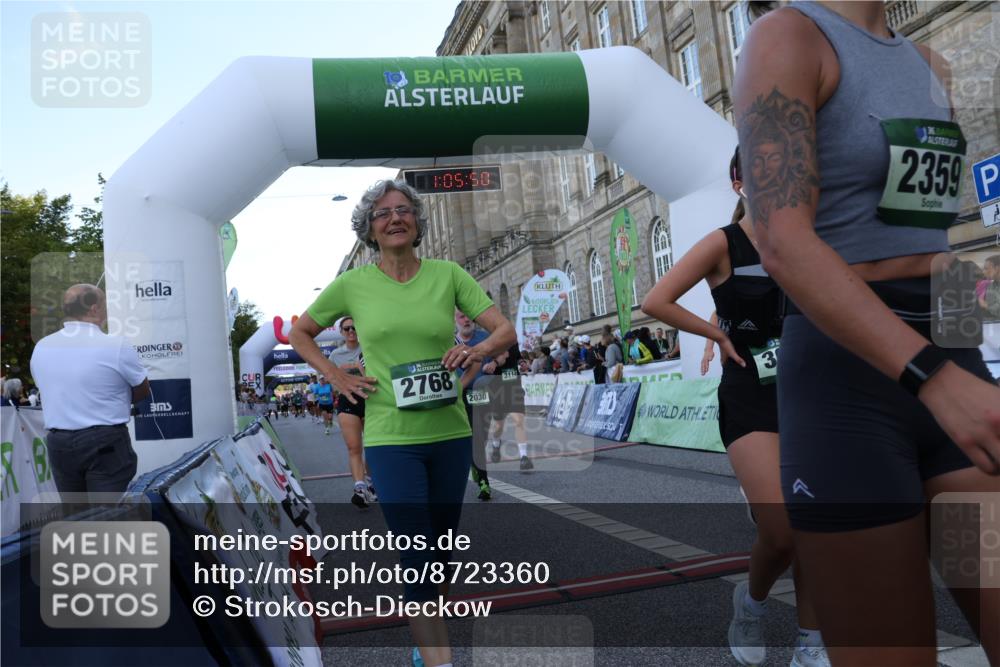 07.09.2025 - BARMER Alsterlauf Strokosch-Dieckow http://msf.ph/oto/8723360 07.09.2025 10:05:49 Ziel 2018, 2030, 2359, 2753, 2768, 2884, 3114, 4035, 4174, 4642, 4775, 4923, 5207, 5346, 5670, 5937, 6213, 8056, 8346, 8453, 8467 meine-sportfotos.de