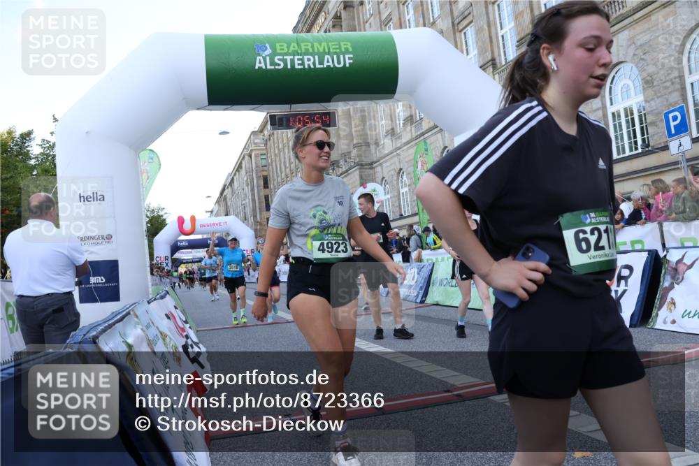 07.09.2025 - BARMER Alsterlauf Strokosch-Dieckow http://msf.ph/oto/8723366 07.09.2025 10:05:52 Ziel 2018, 2030, 2753, 2884, 3114, 3801, 4174, 4775, 4923, 5207, 5346, 5473, 5670, 5937, 6148, 8056, 8346, 8384, 8453, 8467 meine-sportfotos.de