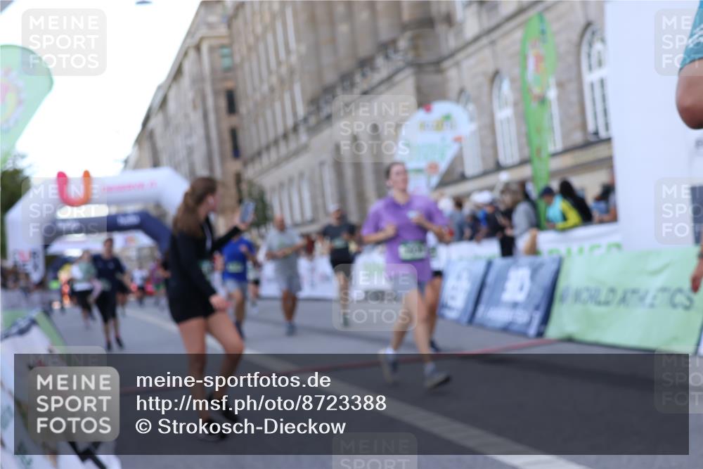 07.09.2025 - BARMER Alsterlauf Strokosch-Dieckow http://msf.ph/oto/8723388 07.09.2025 10:06:02 Ziel 2481, 3279, 3532, 3645, 3801, 3930, 4028, 4400, 4777, 4783, 4862, 5229, 5424, 5473, 5588, 5627, 6148, 6241, 6245, 8286, 8384 meine-sportfotos.de