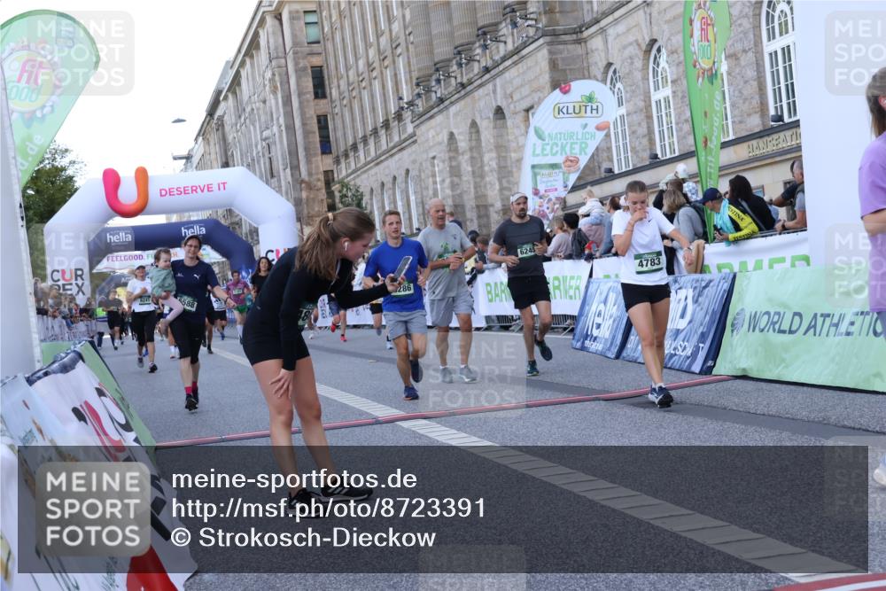07.09.2025 - BARMER Alsterlauf Strokosch-Dieckow http://msf.ph/oto/8723391 07.09.2025 10:06:03 Ziel 2102, 2481, 3279, 3532, 3645, 3801, 3930, 4028, 4371, 4400, 4777, 4783, 4862, 5229, 5424, 5473, 5588, 5627, 6148, 6241, 6245, 8286, 8384 meine-sportfotos.de