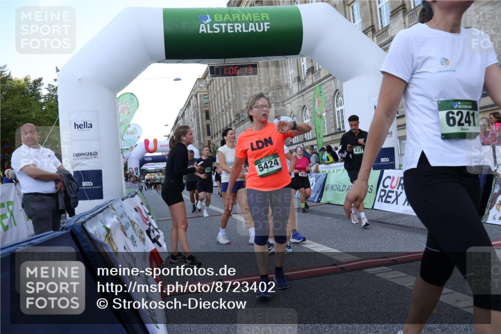 07.09.2025 - BARMER Alsterlauf Strokosch-Dieckow http://msf.ph/oto/8723402 07.09.2025 10:06:11 Ziel 2102, 2163, 2399, 2481, 3019, 3256, 3279, 3645, 4028, 4092, 4310, 4371, 4729, 4777, 4806, 5061, 5229, 5424, 5616, 6241, 6327, 8045, 8190, 8445, 8446, 8484, 8485 meine-sportfotos.de