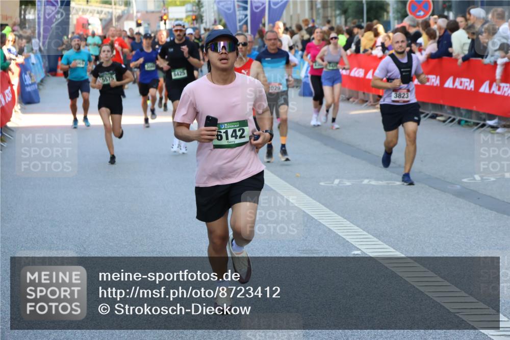 07.09.2025 - BARMER Alsterlauf Strokosch-Dieckow http://msf.ph/oto/8723412 07.09.2025 09:52:07 Ziel 2310, 2565, 2839, 2904, 3959, 4195, 4439, 4478, 4488, 4848, 4880, 4983, 5005, 5453, 5456, 5543, 5585, 5945, 5947, 5948, 5972, 5982, 5997, 6017, 8089, 8273, 8360, 8372 meine-sportfotos.de