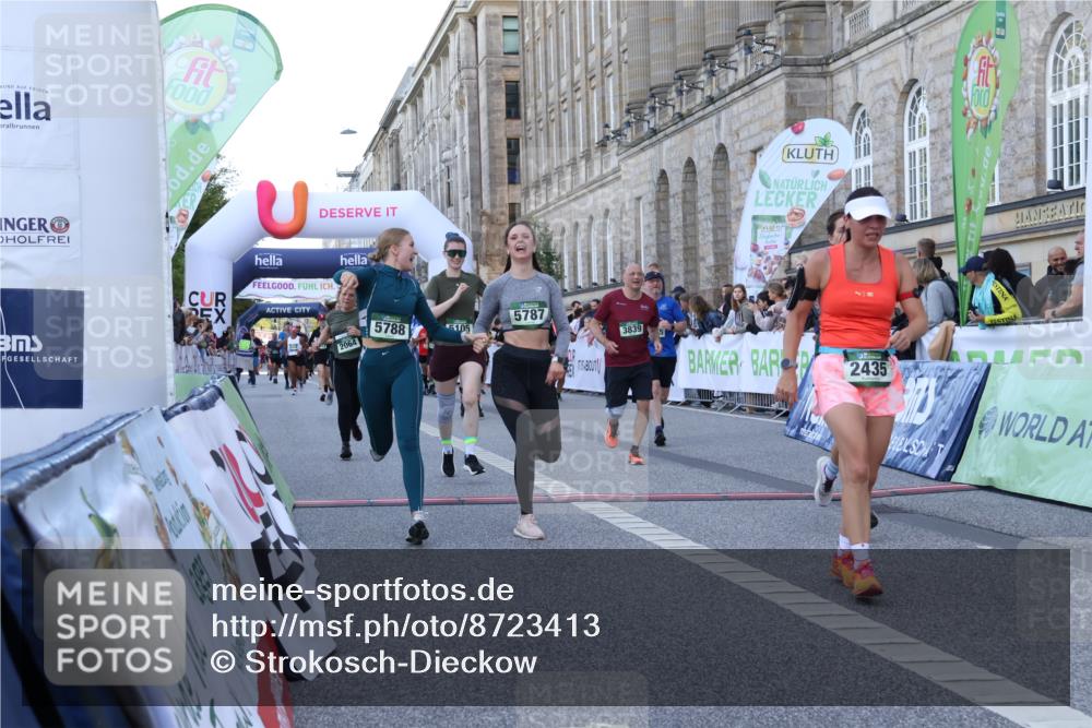 07.09.2025 - BARMER Alsterlauf Strokosch-Dieckow http://msf.ph/oto/8723413 07.09.2025 10:06:21 Ziel 2064, 2435, 2773, 3015, 3573, 3574, 3839, 3991, 4355, 4401, 4465, 5105, 5752, 5787, 5788, 5811, 8023, 8327, 8445, 8446, 8484, 8485 meine-sportfotos.de