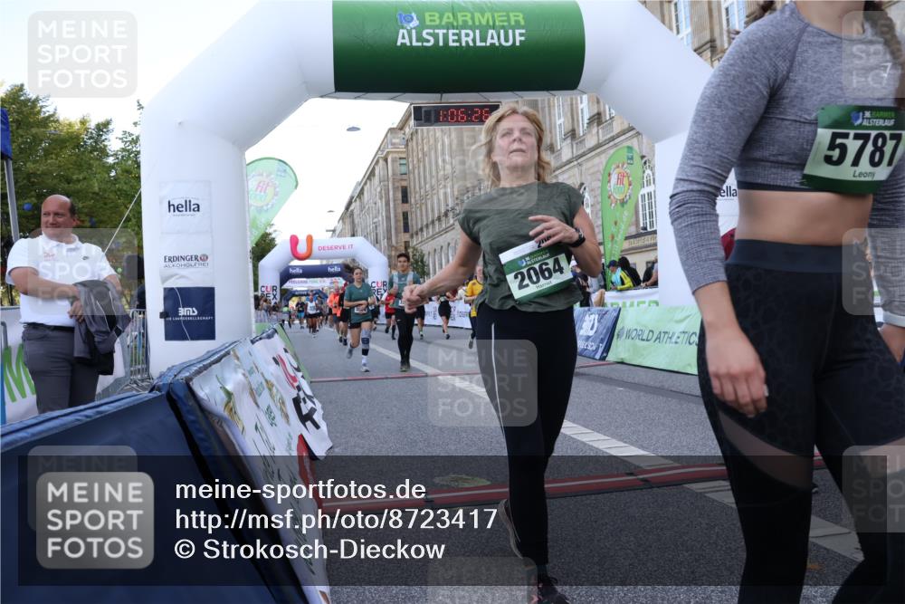 07.09.2025 - BARMER Alsterlauf Strokosch-Dieckow http://msf.ph/oto/8723417 07.09.2025 10:06:25 Ziel 2064, 2435, 2744, 2773, 3015, 3573, 3574, 3839, 3991, 4178, 4179, 4355, 4401, 4465, 5105, 5431, 5432, 5728, 5752, 5787, 5788, 5811, 6221, 8023, 8184, 8185, 8259, 8327 meine-sportfotos.de