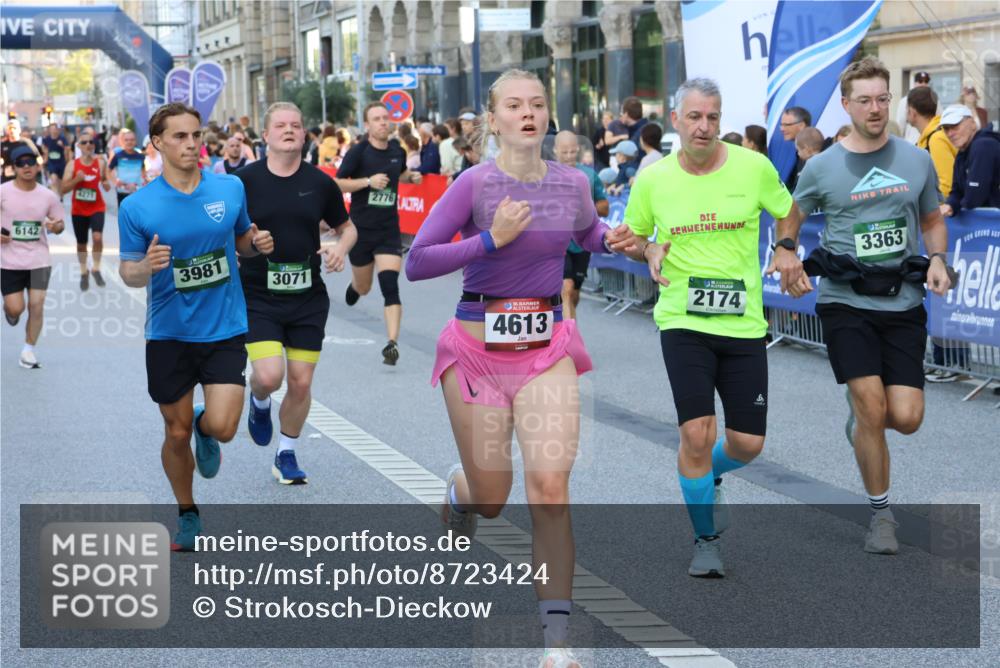 07.09.2025 - BARMER Alsterlauf Strokosch-Dieckow http://msf.ph/oto/8723424 07.09.2025 09:52:05 Ziel 2310, 2565, 2839, 2904, 3959, 4195, 4439, 4478, 4488, 4848, 4880, 4983, 5005, 5453, 5456, 5543, 5585, 5945, 5947, 5948, 5972, 5982, 5997, 6017, 8089, 8118, 8273, 8360, 8372 meine-sportfotos.de