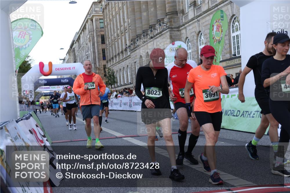07.09.2025 - BARMER Alsterlauf Strokosch-Dieckow http://msf.ph/oto/8723428 07.09.2025 10:06:30 Ziel 2043, 2744, 3573, 3574, 3991, 4178, 4179, 4230, 4355, 4401, 4570, 4807, 5431, 5432, 5728, 5752, 5811, 6101, 6129, 6221, 8023, 8064, 8184, 8185, 8259, 8332, 8333, 8466 meine-sportfotos.de