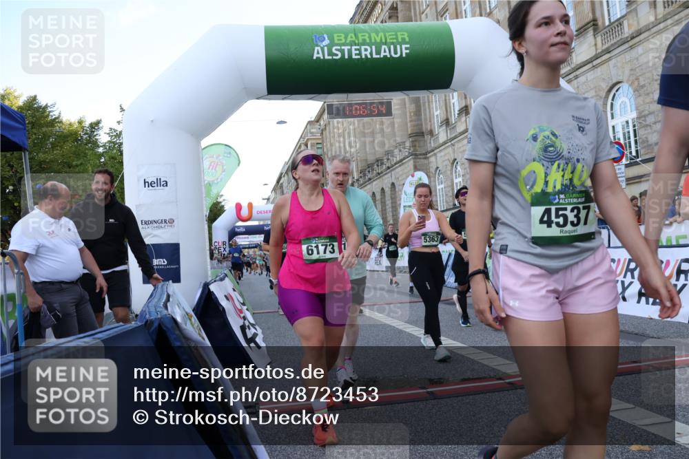 07.09.2025 - BARMER Alsterlauf Strokosch-Dieckow http://msf.ph/oto/8723453 07.09.2025 10:06:52 Ziel 2237, 2254, 2277, 2344, 2523, 3157, 3212, 3321, 3345, 3439, 3490, 4205, 4272, 4455, 4525, 4591, 5217, 5240, 5348, 5363, 6045, 6085, 6149, 6173, 6231, 6299, 6302, 8076, 8152 meine-sportfotos.de