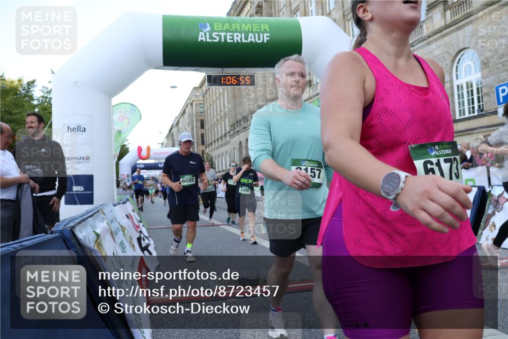 07.09.2025 - BARMER Alsterlauf Strokosch-Dieckow http://msf.ph/oto/8723457 07.09.2025 10:06:54 Ziel 2237, 2254, 2277, 2344, 2523, 3212, 3321, 3345, 3428, 3439, 3490, 4064, 4205, 4272, 4525, 4591, 5217, 5240, 5348, 5363, 6085, 6149, 6173, 6299, 6302, 8076, 8152 meine-sportfotos.de