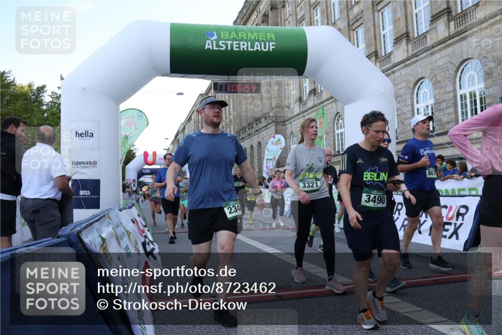 07.09.2025 - BARMER Alsterlauf Strokosch-Dieckow http://msf.ph/oto/8723462 07.09.2025 10:06:57 Ziel 2237, 2254, 2344, 2467, 2468, 2523, 2795, 3212, 3275, 3321, 3345, 3428, 3439, 3490, 4064, 4205, 4272, 4525, 5050, 5217, 5348, 5759, 6036, 6085, 6149, 6299, 6302, 8076, 8152 meine-sportfotos.de