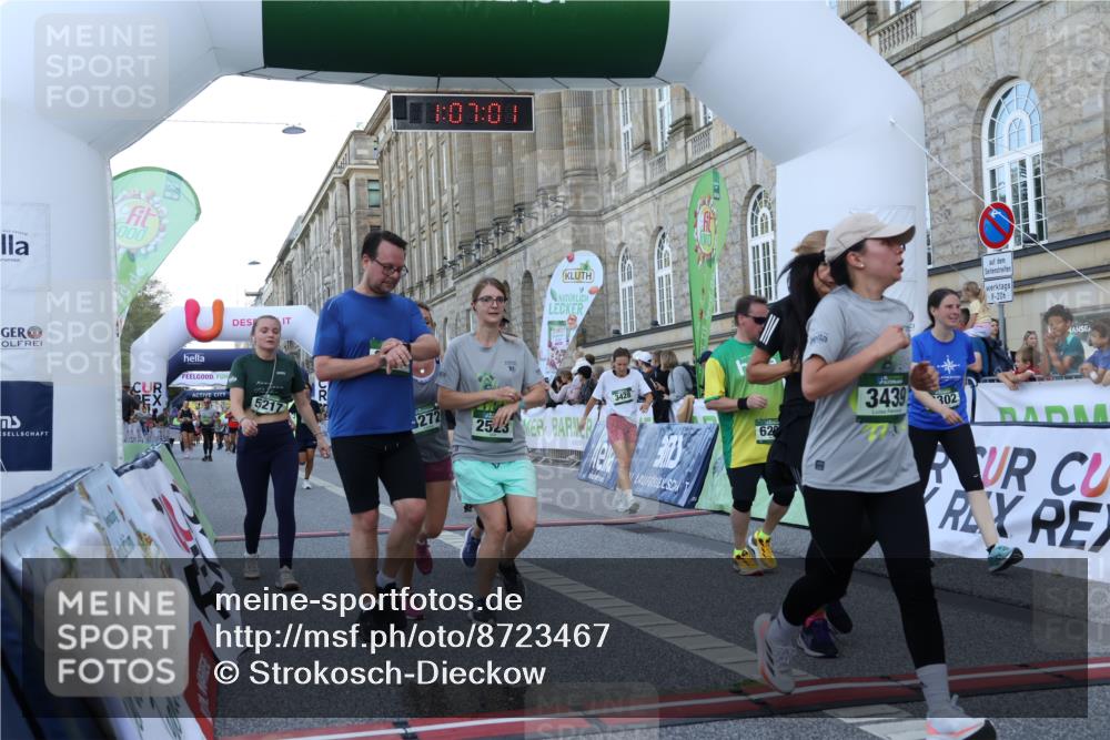 07.09.2025 - BARMER Alsterlauf Strokosch-Dieckow http://msf.ph/oto/8723467 07.09.2025 10:06:59 Ziel 2237, 2254, 2344, 2380, 2467, 2468, 2523, 2795, 3184, 3212, 3275, 3321, 3428, 3439, 4064, 4205, 4272, 4356, 4525, 5050, 5217, 5348, 5759, 6036, 6299, 6302, 8076, 8152 meine-sportfotos.de
