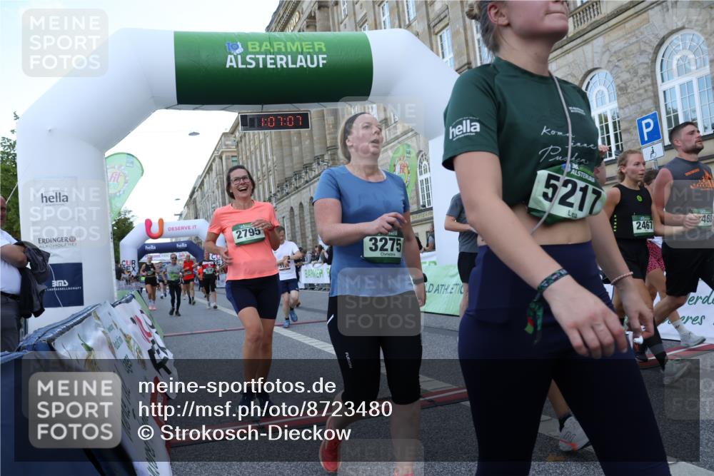 07.09.2025 - BARMER Alsterlauf Strokosch-Dieckow http://msf.ph/oto/8723480 07.09.2025 10:07:05 Ziel 2380, 2467, 2468, 2573, 2574, 2795, 3184, 3275, 3428, 3655, 3691, 3739, 3804, 3810, 3940, 3957, 3958, 4064, 4356, 4502, 5050, 5602, 5759, 5801, 5934, 6036, 6342 meine-sportfotos.de