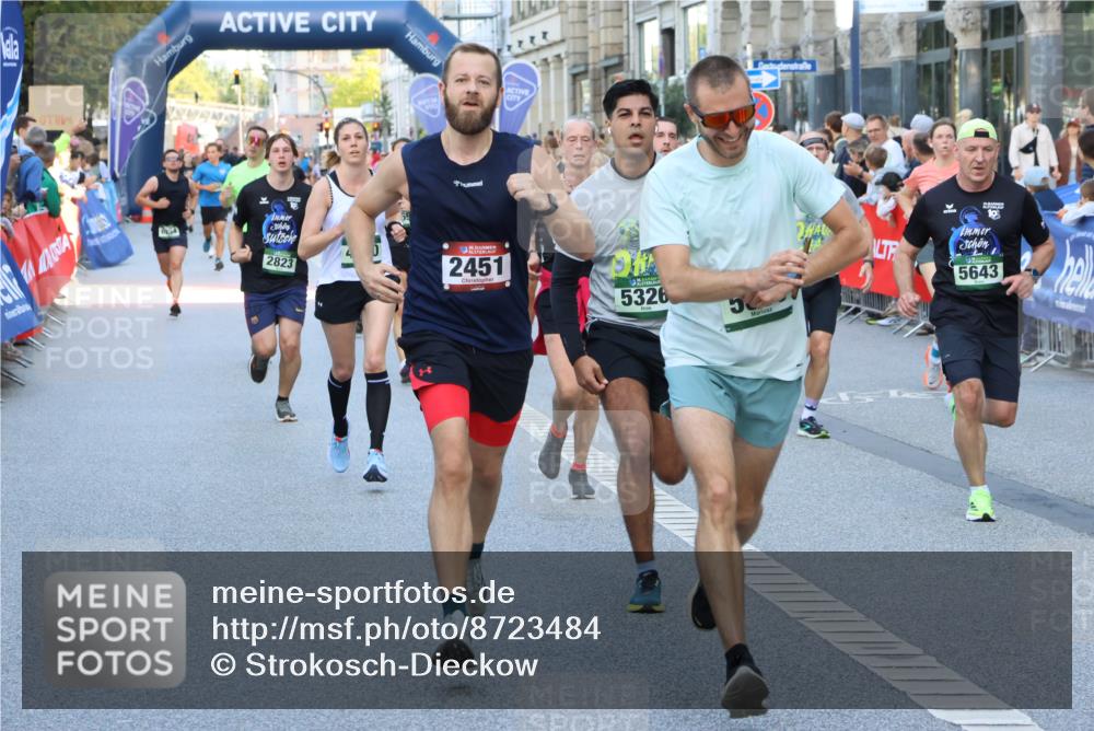 07.09.2025 - BARMER Alsterlauf Strokosch-Dieckow http://msf.ph/oto/8723484 07.09.2025 09:51:54 Ziel 2010, 2040, 2398, 2508, 2549, 2565, 2839, 2904, 3029, 3068, 3069, 4015, 4103, 4158, 4439, 4453, 4488, 4514, 4746, 4880, 5005, 5311, 5420, 5456, 5585, 5619, 5648, 6288, 8089, 8118, 8273, 8290, 8305, 8360, 8425 meine-sportfotos.de