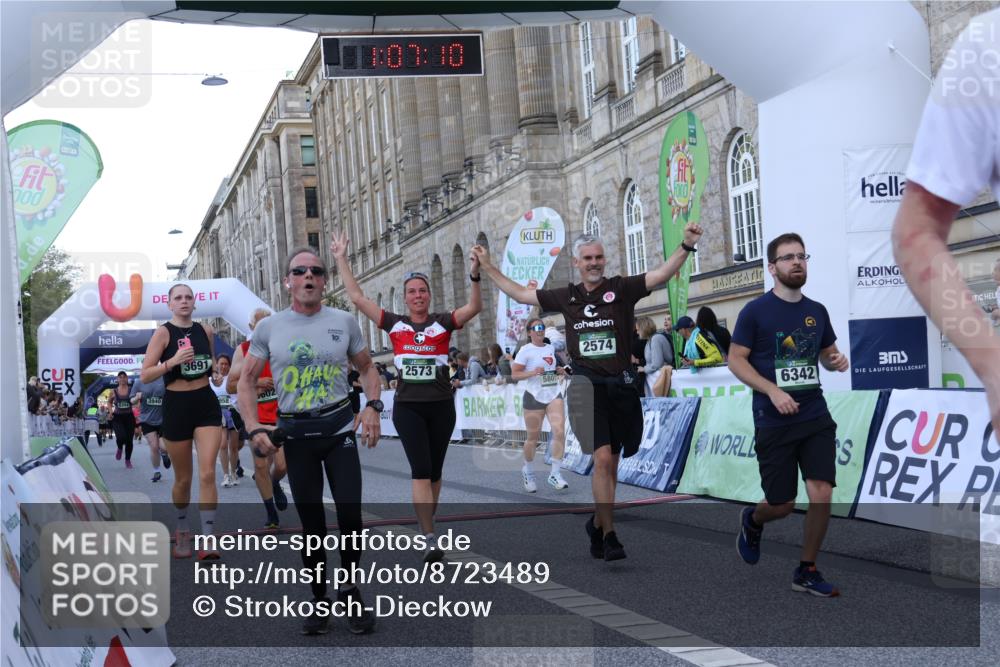 07.09.2025 - BARMER Alsterlauf Strokosch-Dieckow http://msf.ph/oto/8723489 07.09.2025 10:07:08 Ziel 2244, 2380, 2467, 2468, 2573, 2574, 2795, 3184, 3655, 3691, 3739, 3804, 3810, 3940, 3957, 3958, 4356, 4502, 5050, 5510, 5602, 5801, 5934, 6039, 6342, 8304 meine-sportfotos.de